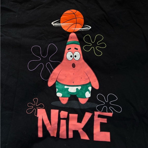 Authentic Nike SpongeBob collaboration Patrick shirt size XL good condition - Picture 2 of 3